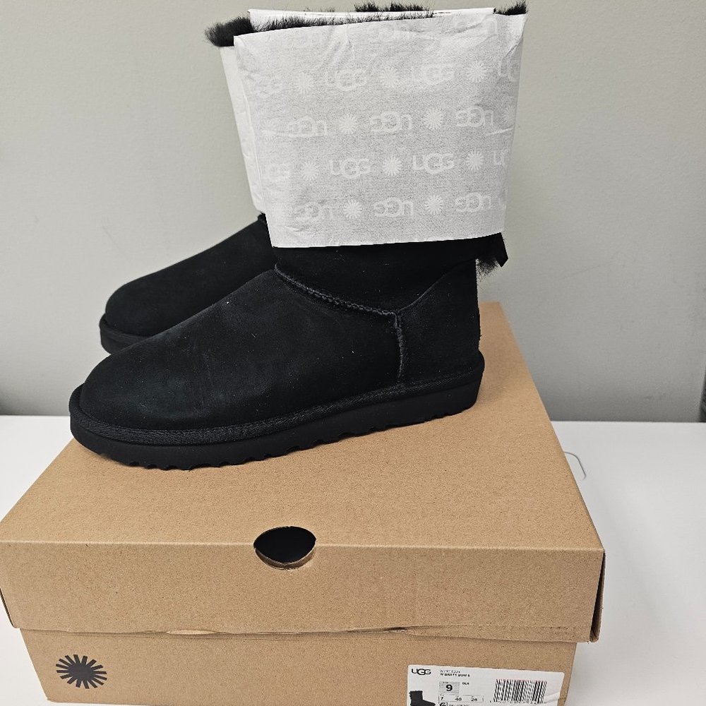 Ugg - Bailey Bow